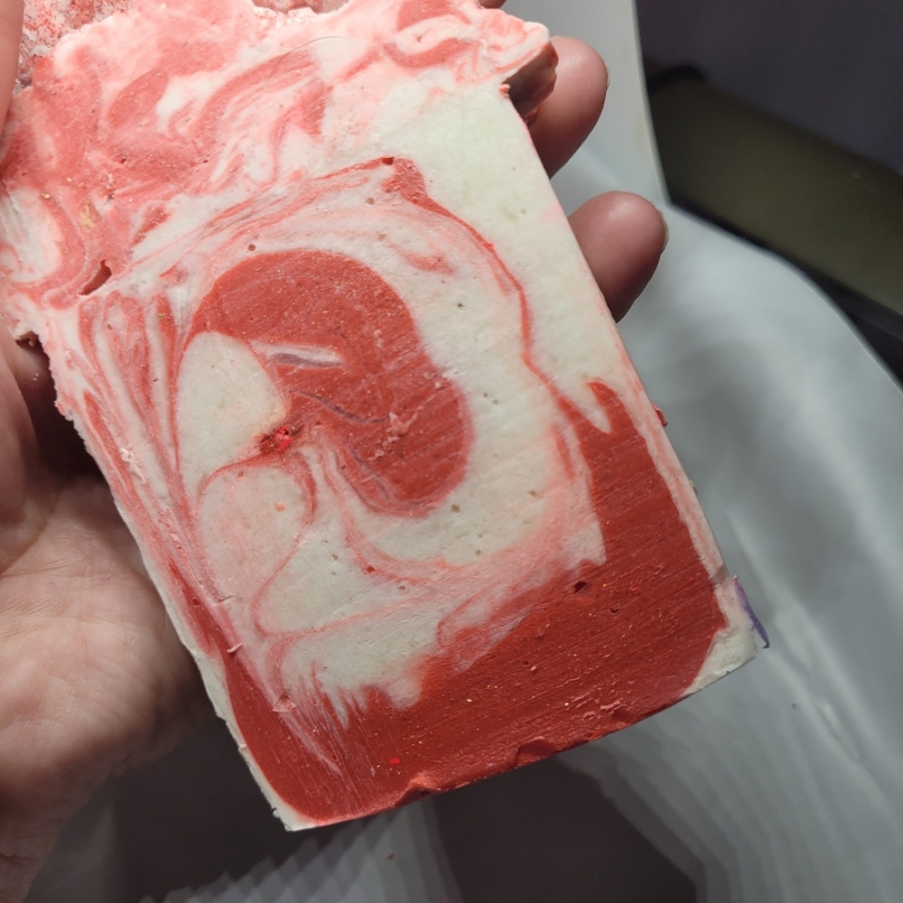 Handmade 2 large heavy scented with rose soap bars w goats milk - Picture 9 of 11